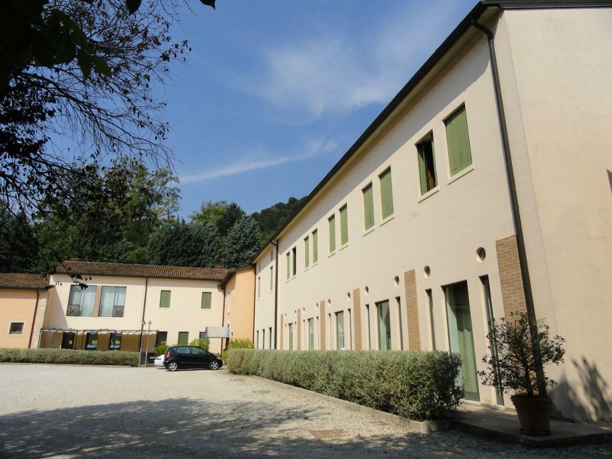 Locanda Perinella Castelgomberto Екстер'єр фото