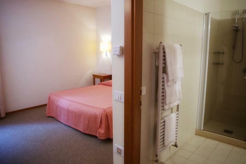 Locanda Perinella Castelgomberto Екстер'єр фото