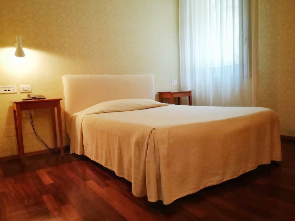 Locanda Perinella Castelgomberto Екстер'єр фото